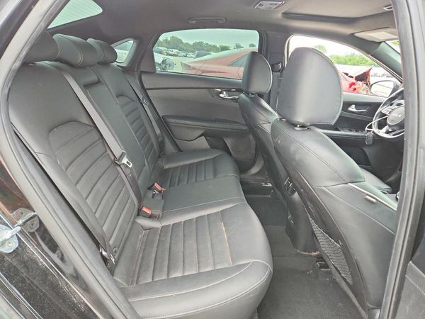 2022 KIA FORTE GT Line