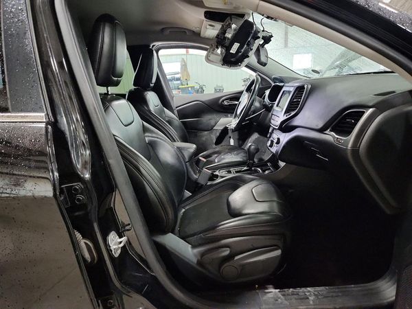 2019 JEEP CHEROKEE LATITUDE PLUS FWD
