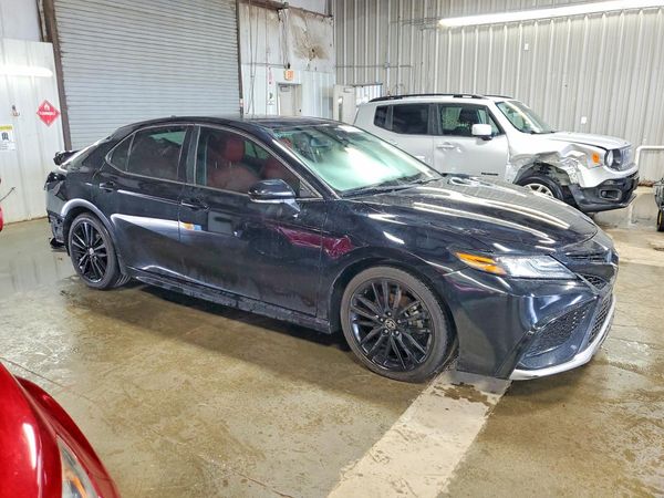 2022 TOYOTA CAMRY