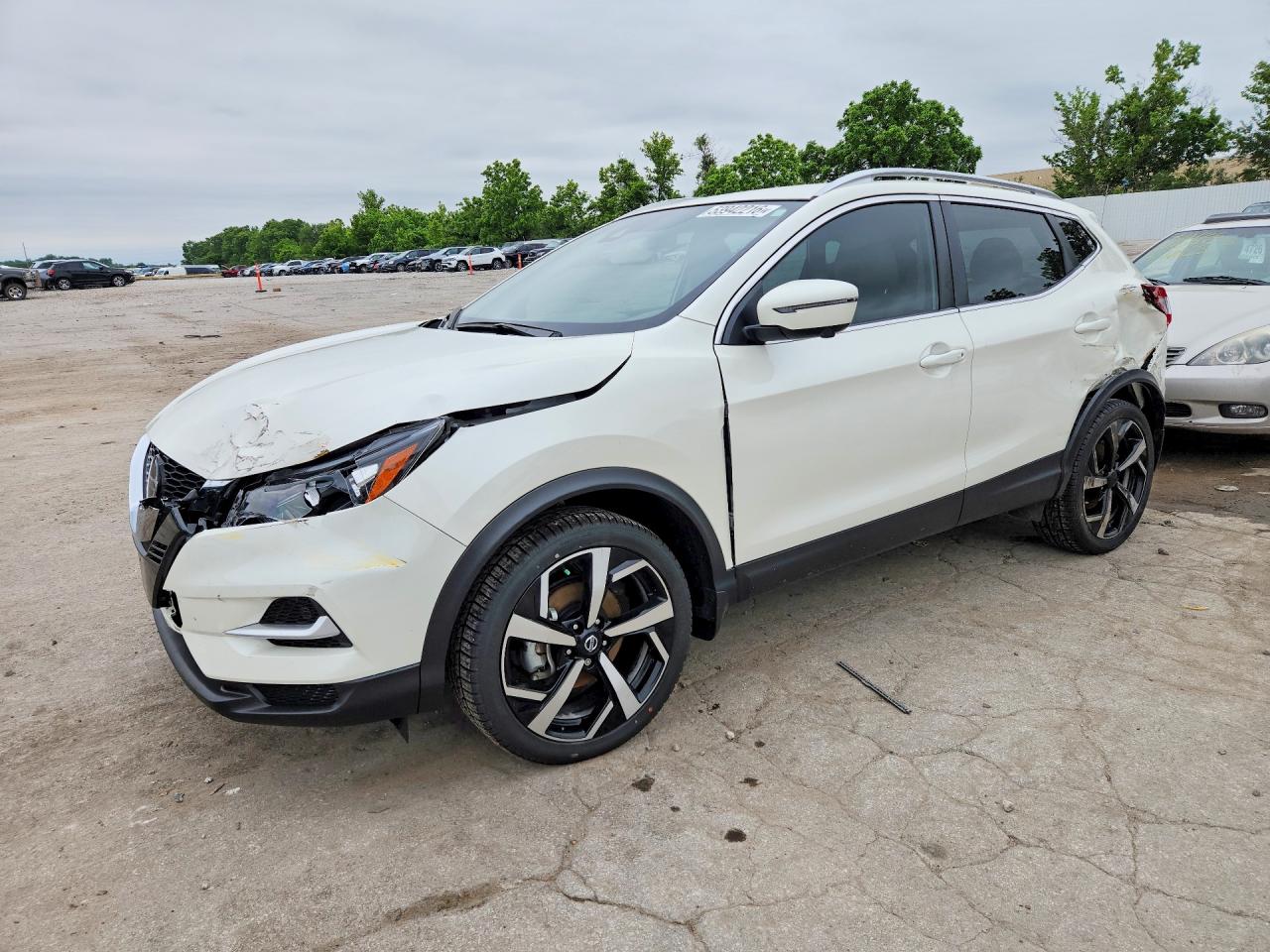 2022 NISSAN ROGUE SPORT SL