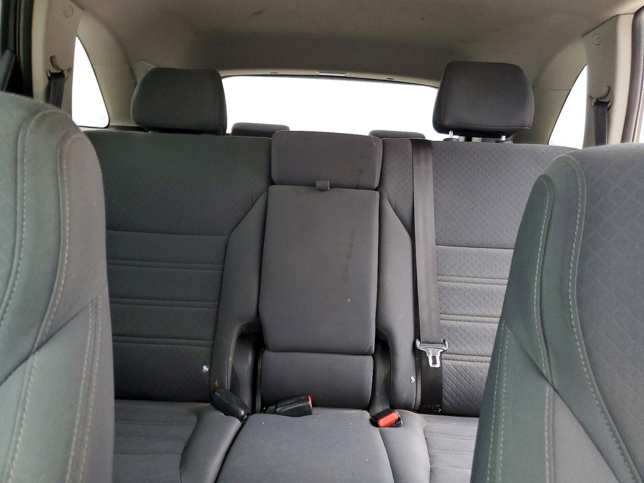 2016 KIA SORENTO L / LX