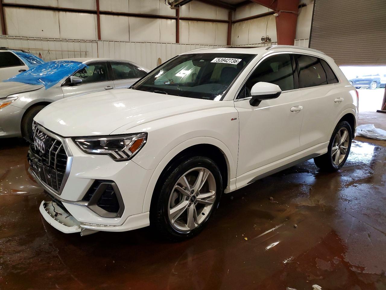 2022 AUDI Q3