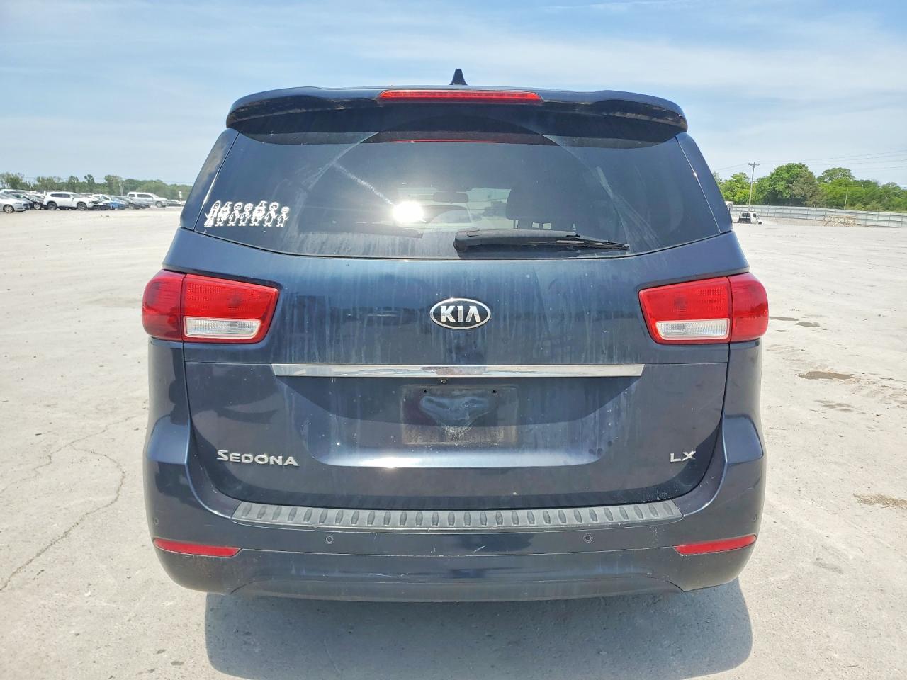 2016 KIA SEDONA LX - Middle-low