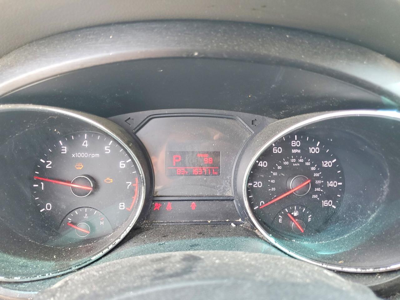 2016 KIA SEDONA LX - Middle-low