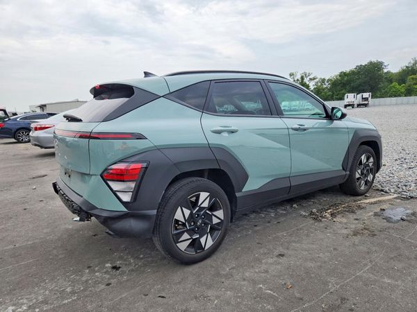 2024 HYUNDAI KONA SE