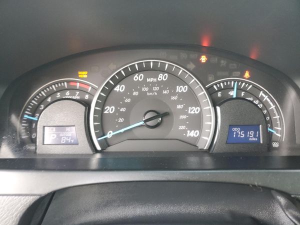 2012 TOYOTA CAMRY