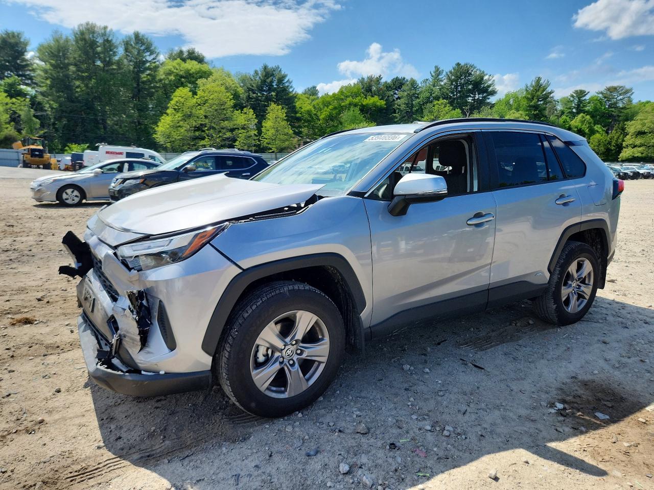 2025 TOYOTA RAV4 XLE