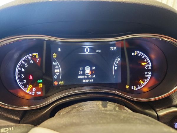 2021 JEEP GR CHER Laredo