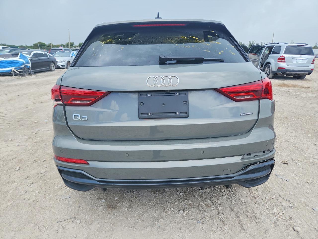 2020 AUDI Q3 S Line quattro Premium