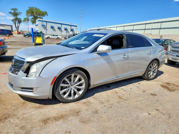 2017 CADILLAC XTS Luxury