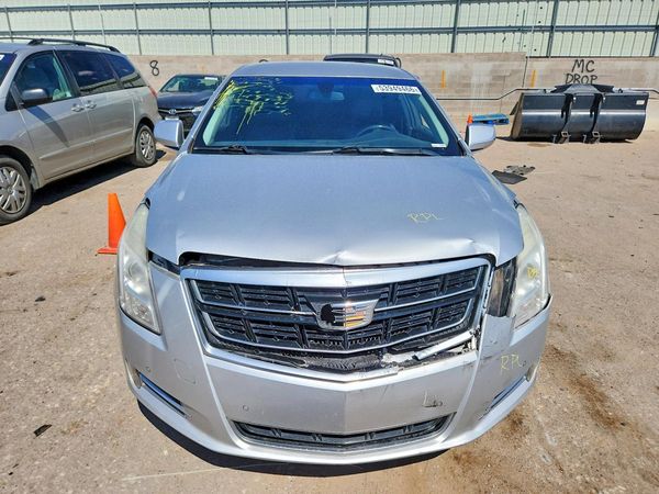 2017 CADILLAC XTS Luxury