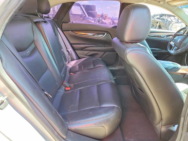 2017 CADILLAC XTS Luxury