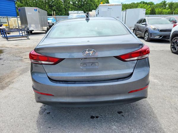 2018 HYUNDAI ELANTRA