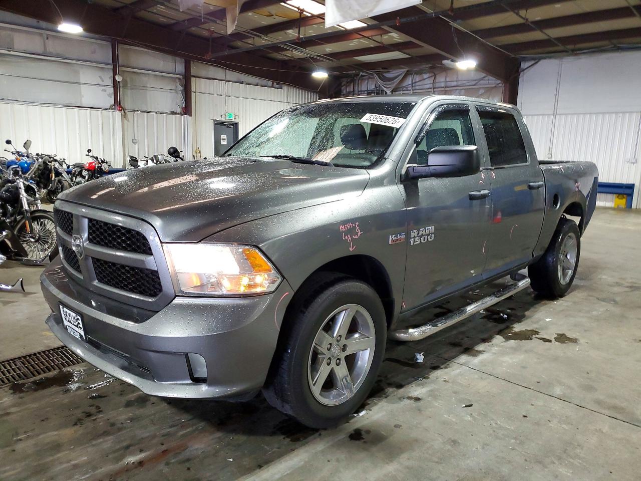 2013 RAM 1500 ST CREW CAB 4X4