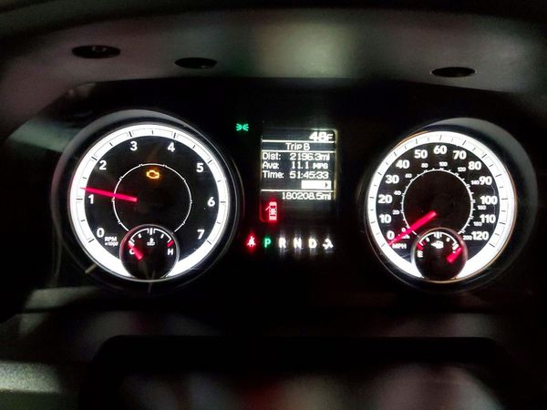 2013 RAM 1500 ST CREW CAB 4X4