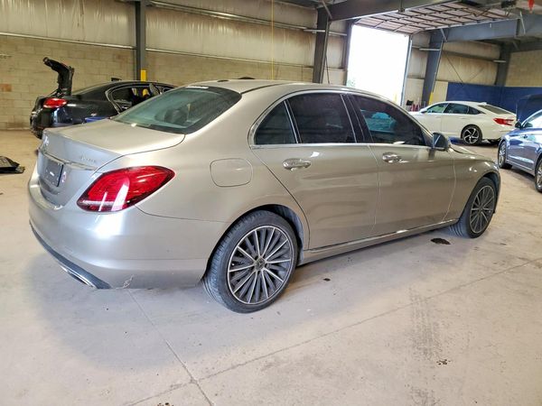2019 MERCEDES-BENZ C