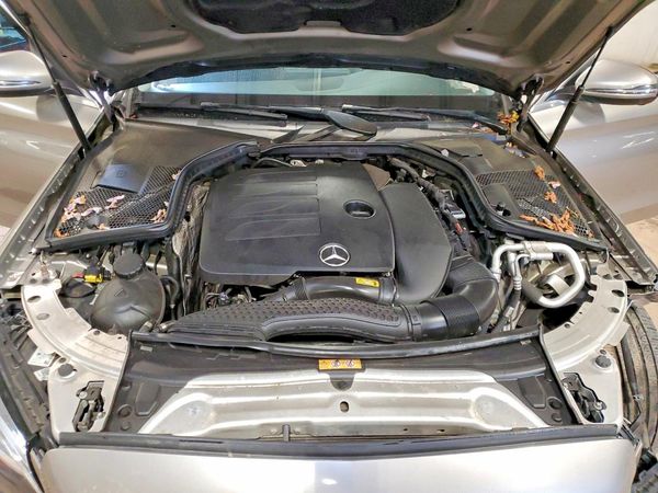 2019 MERCEDES-BENZ C