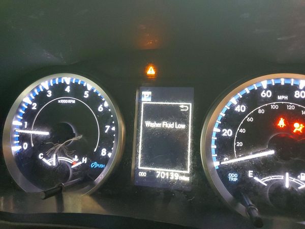 2019 TOYOTA HIGHLANDER LE/LE Plus