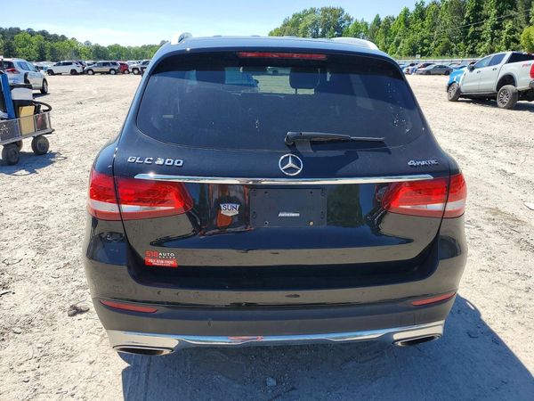 2019 MERCEDES-BENZ GLC GLC 300-4M