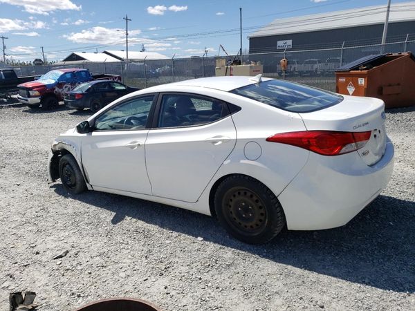 2013 HYUNDAI ELANTRA