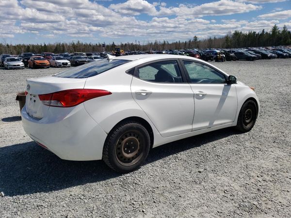 2013 HYUNDAI ELANTRA
