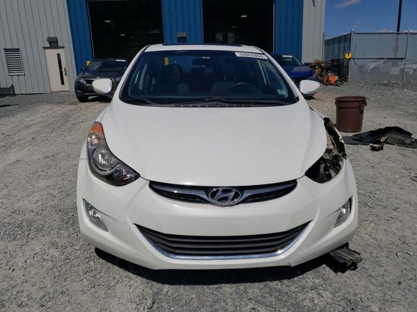 2013 HYUNDAI ELANTRA