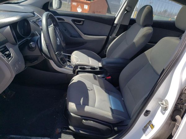 2013 HYUNDAI ELANTRA
