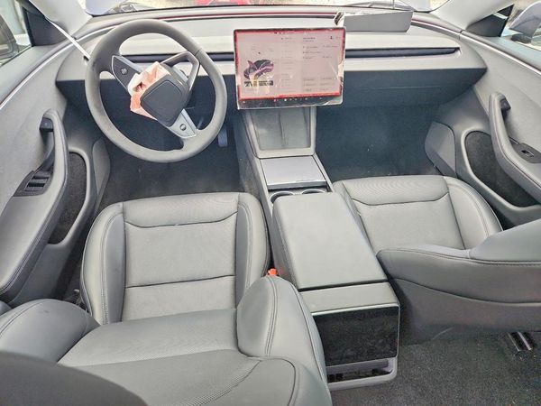 2025 TESLA MODEL 3