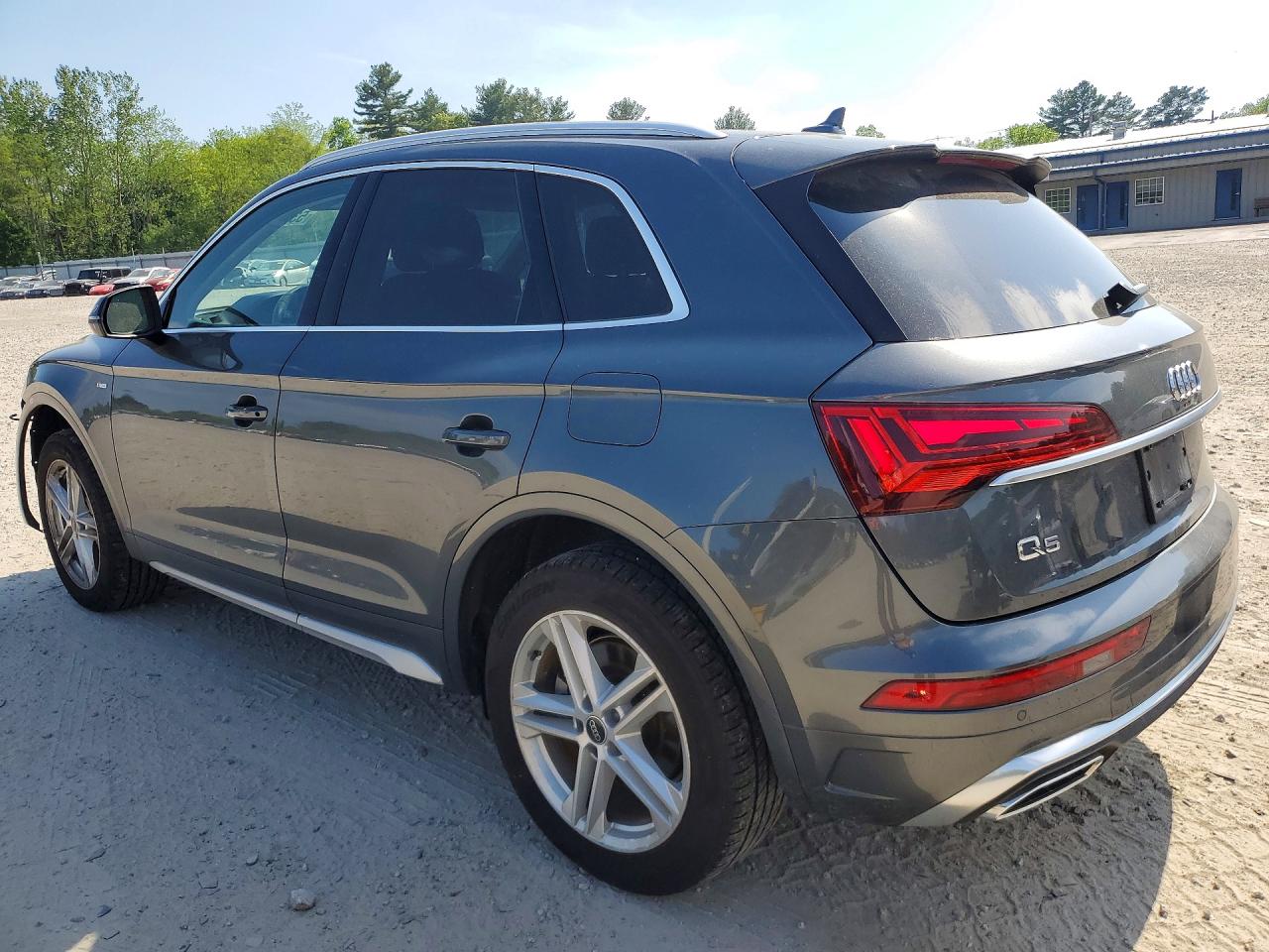 2025 AUDI Q5 E