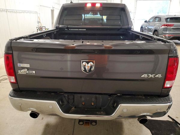 2018 RAM 1500 SLT