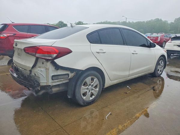 2017 KIA FORTE LX Base