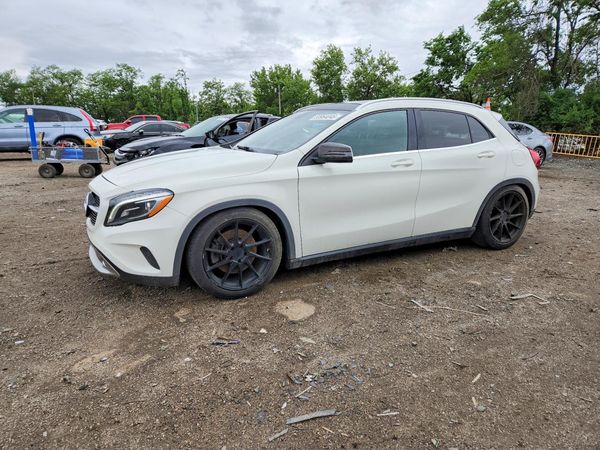 2015 MERCEDES-BENZ GLA GLA250 4-MATIC