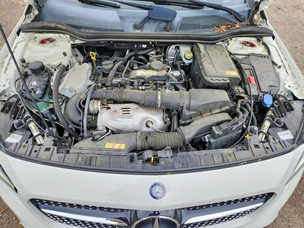 2015 MERCEDES-BENZ GLA GLA250 4-MATIC