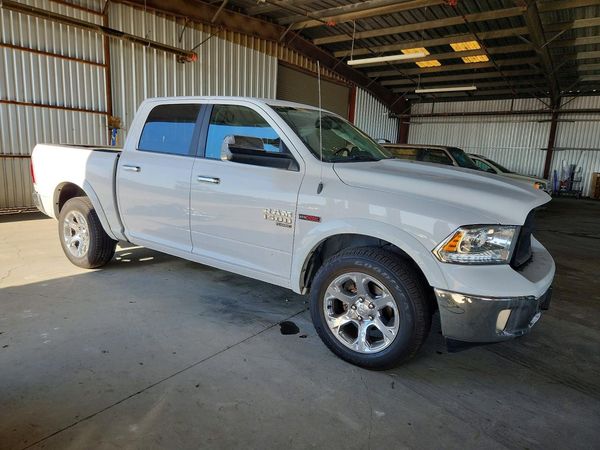 2019 RAM 1500 CLASSIC Laramie