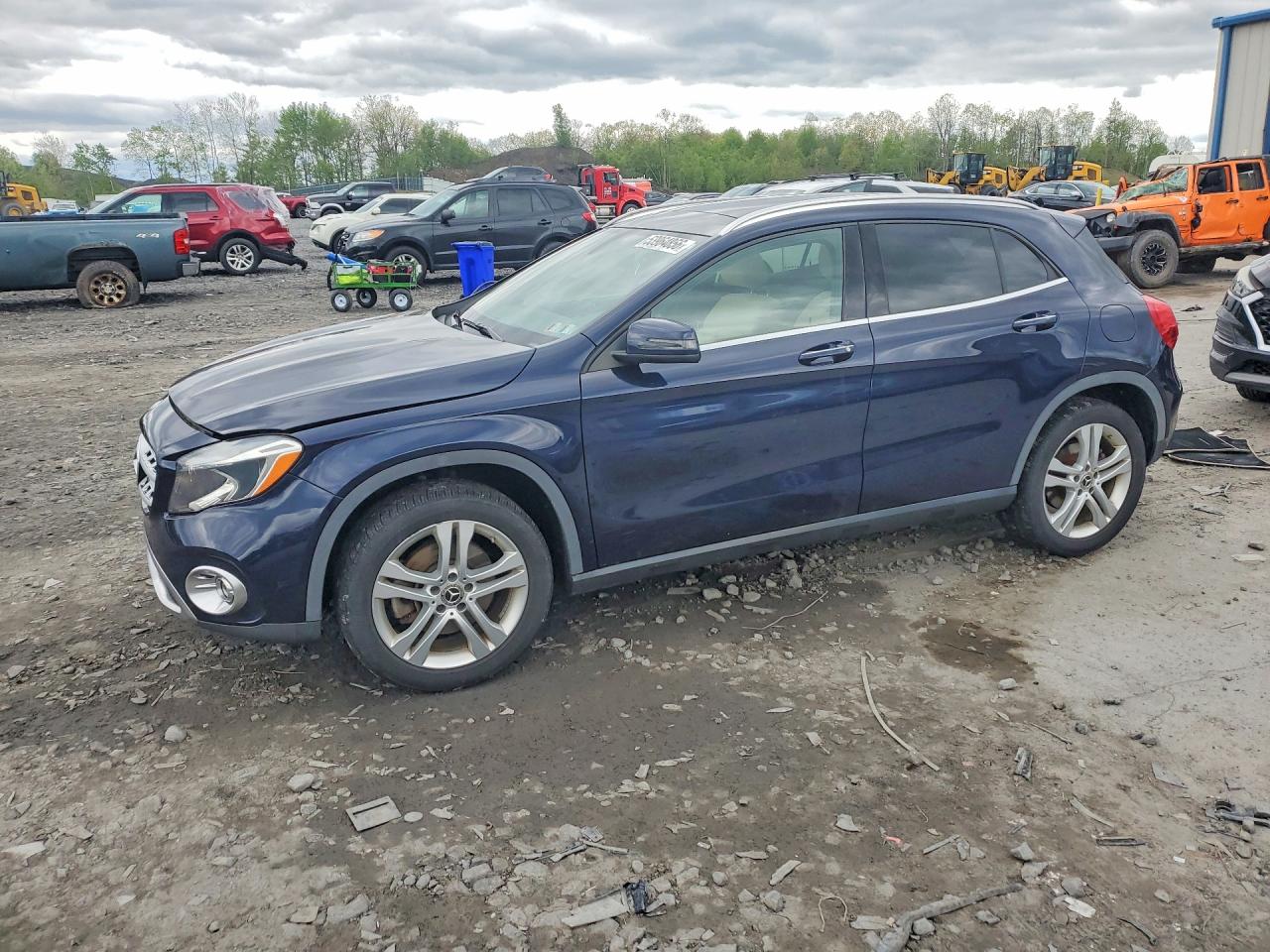 2019 MERCEDES-BENZ GLA