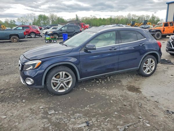 2019 MERCEDES-BENZ GLA