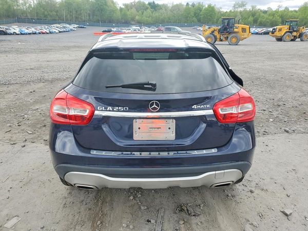 2019 MERCEDES-BENZ GLA