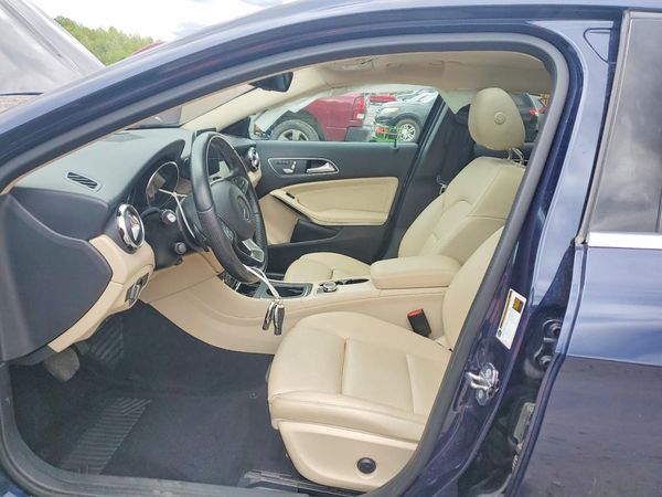 2019 MERCEDES-BENZ GLA