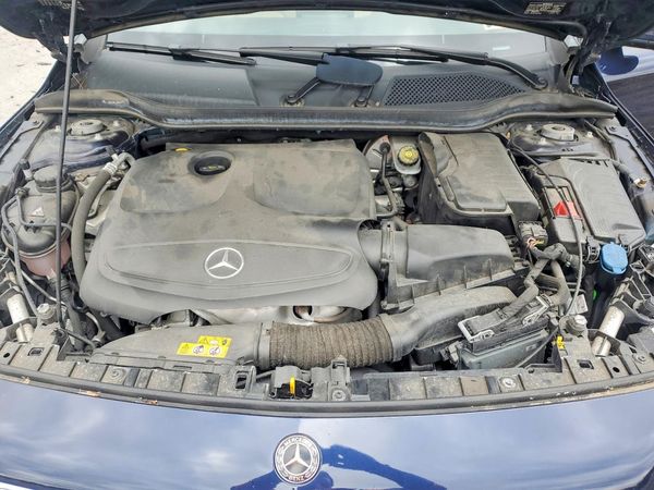 2019 MERCEDES-BENZ GLA