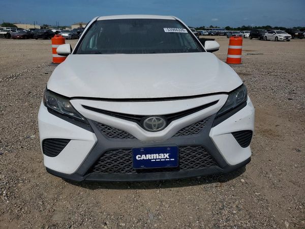 2019 TOYOTA CAMRY