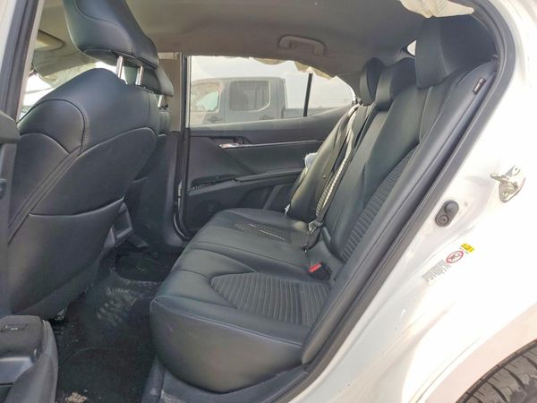 2019 TOYOTA CAMRY