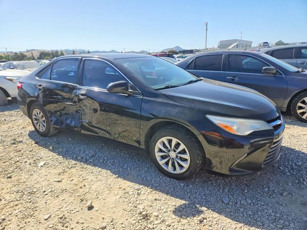 2017 TOYOTA CAMRY