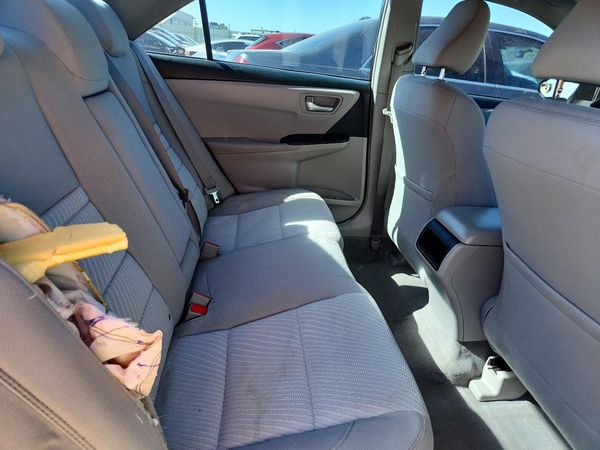 2017 TOYOTA CAMRY