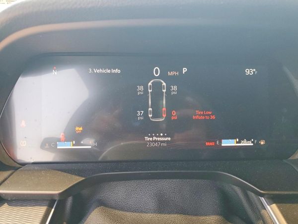 2025 JEEP GRAND CHEROKEE Laredo, Altitude