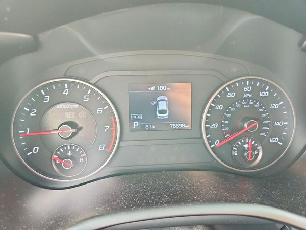 2021 KIA STINGER Base