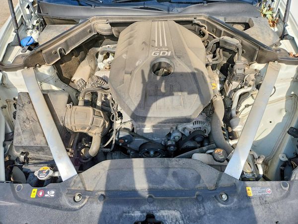 2021 KIA STINGER Base