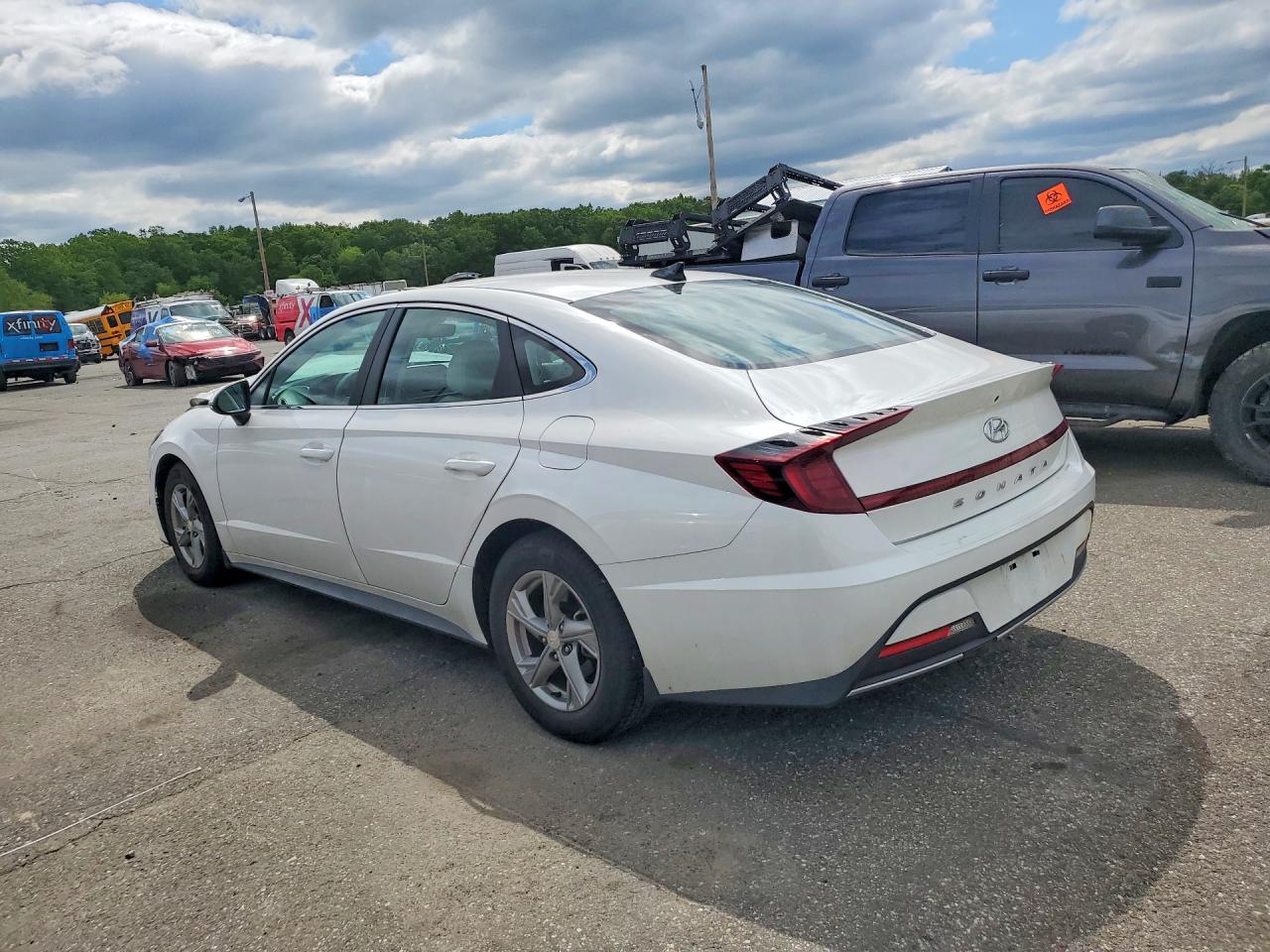 2023 HYUNDAI SONATA SE