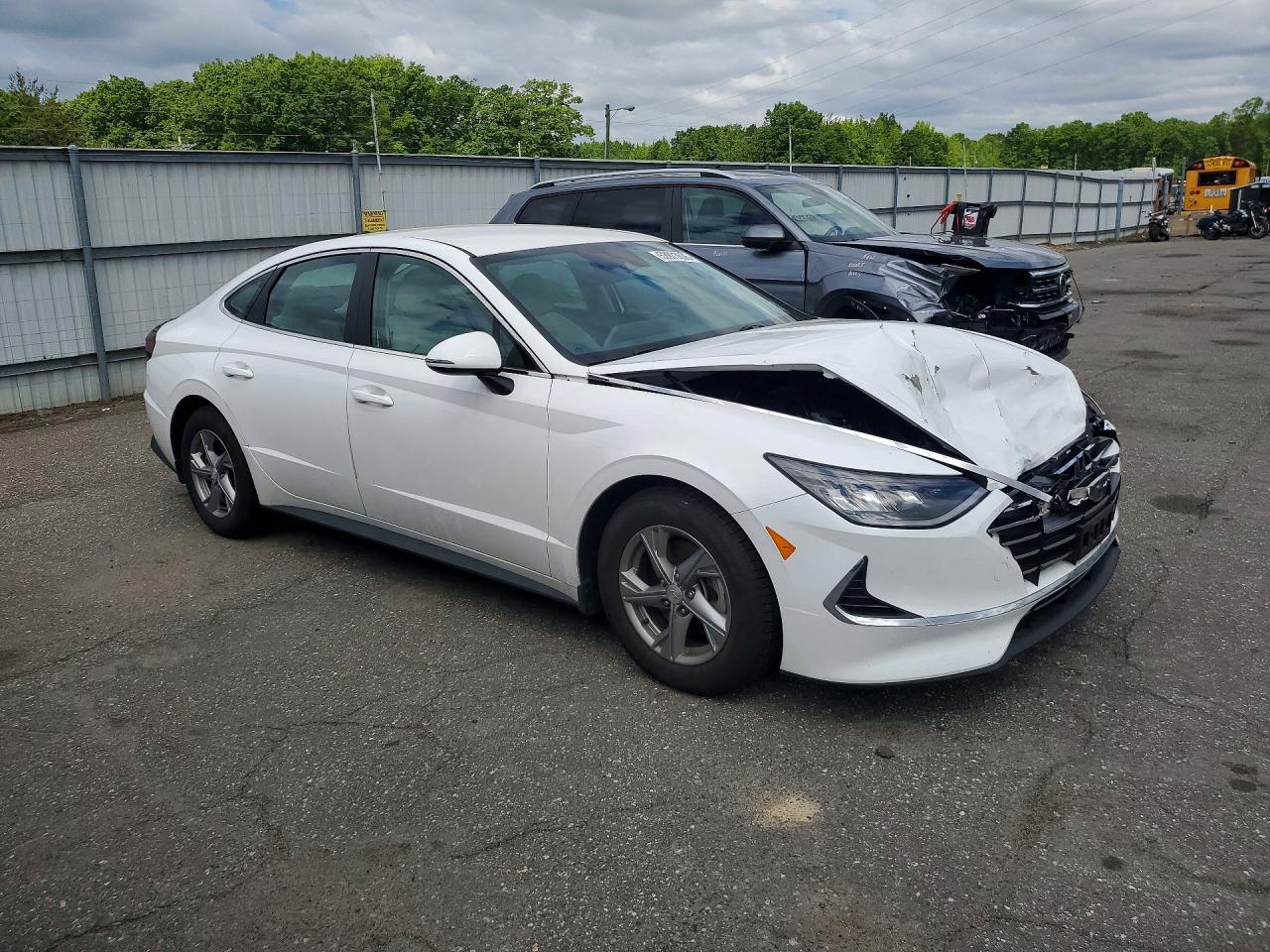 2023 HYUNDAI SONATA SE