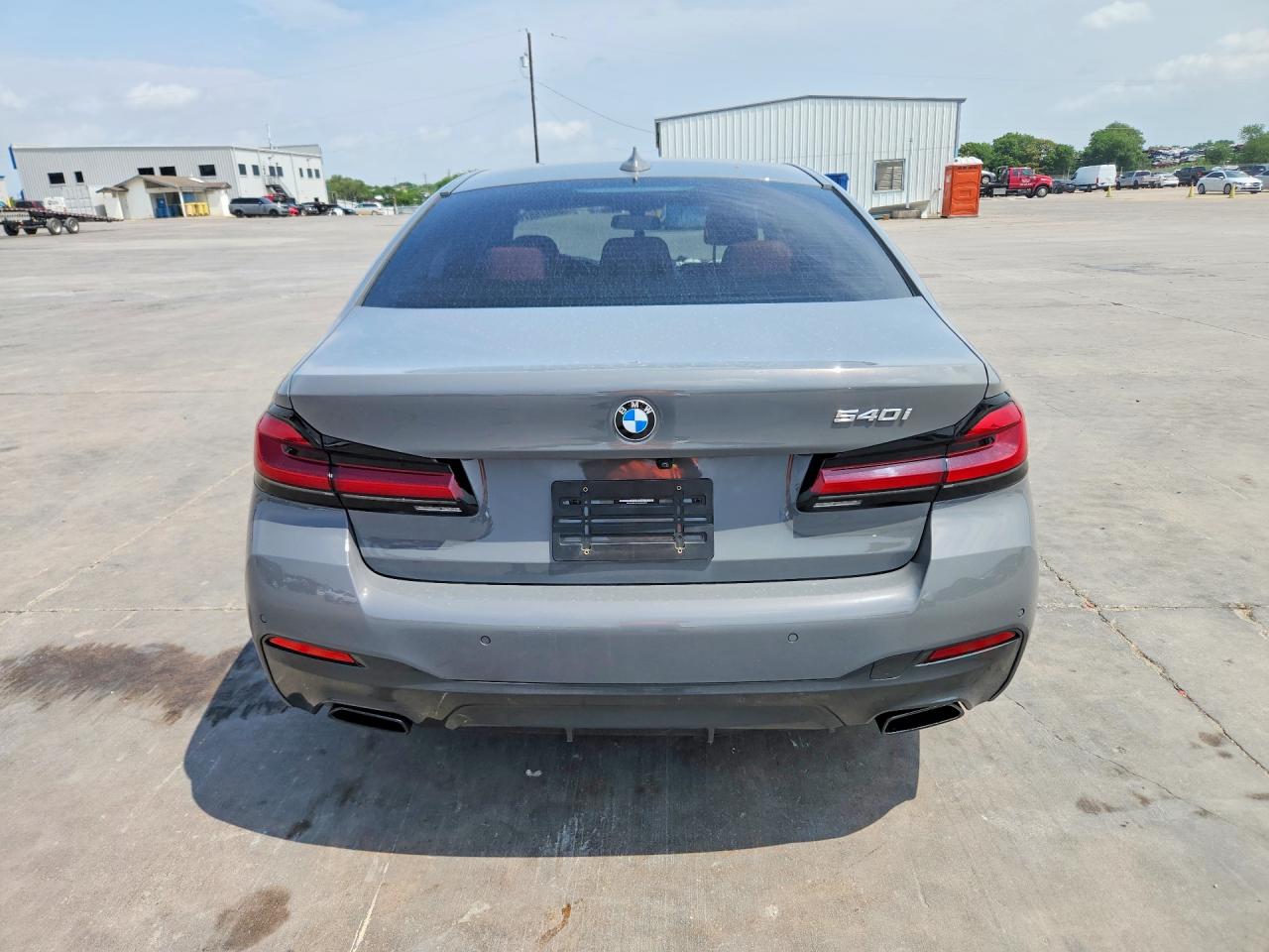 2022 BMW 540