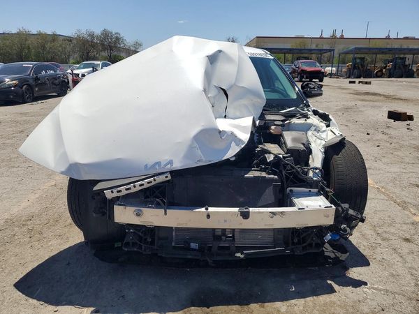 2024 KIA EV6 Light, Wind
